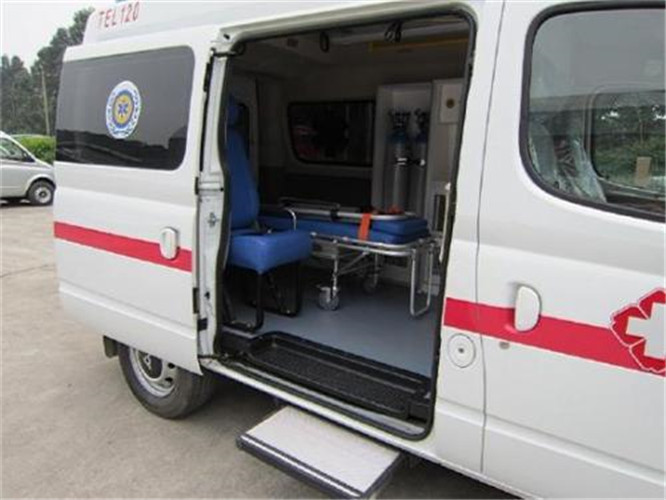 铁锋救护车出租服务案例7